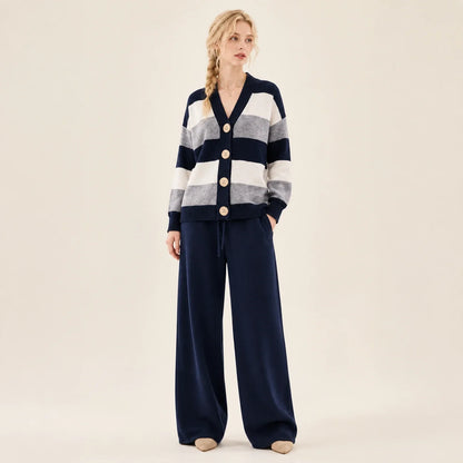 Completo Melissa da donna blu navy con cardigan a righe e pantalone coordinato